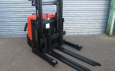 How to Choose the Right Electric Pallet Truck for Your Warehouse