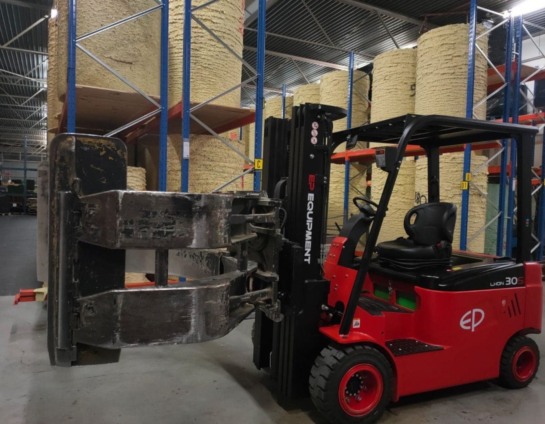 Red EP electric forklift