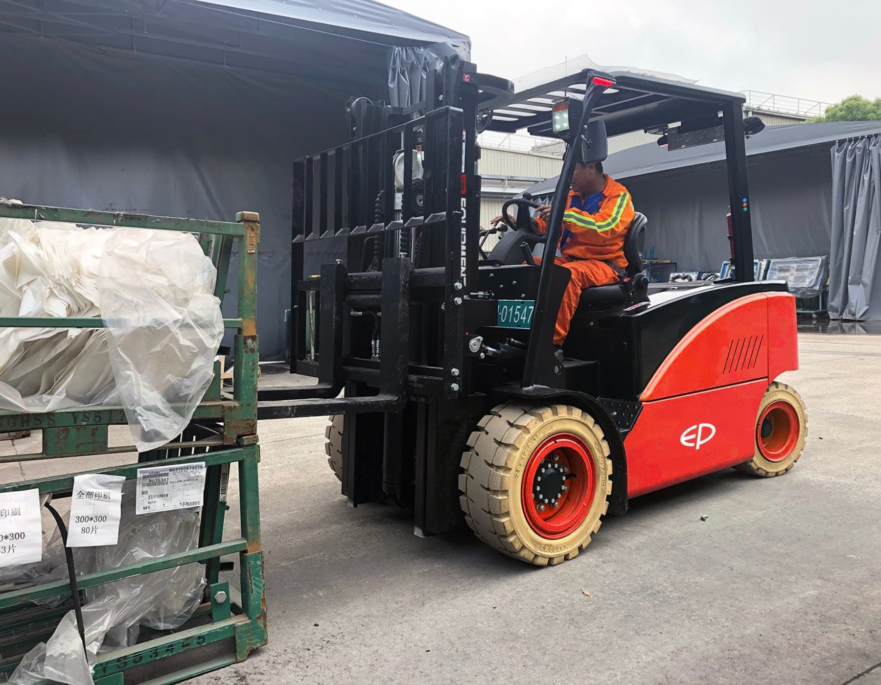 Red EP electric forklift