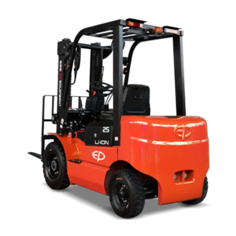 f EP Equipment forklifts and pallet trucks in industrial and warehouse settings