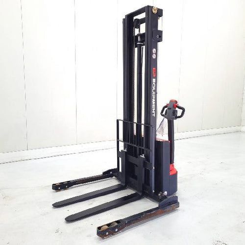 EP STACKER ES12−25DM Ex-Demo Model side view)