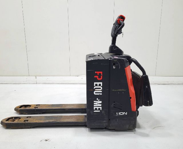 EP PALLET RPL201H Ex-Demo (side view)