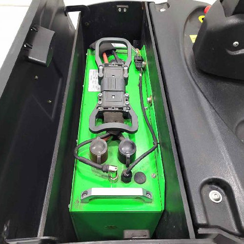 EP PALLET RPL201 Ex-Demo (Li-ion battery close up)