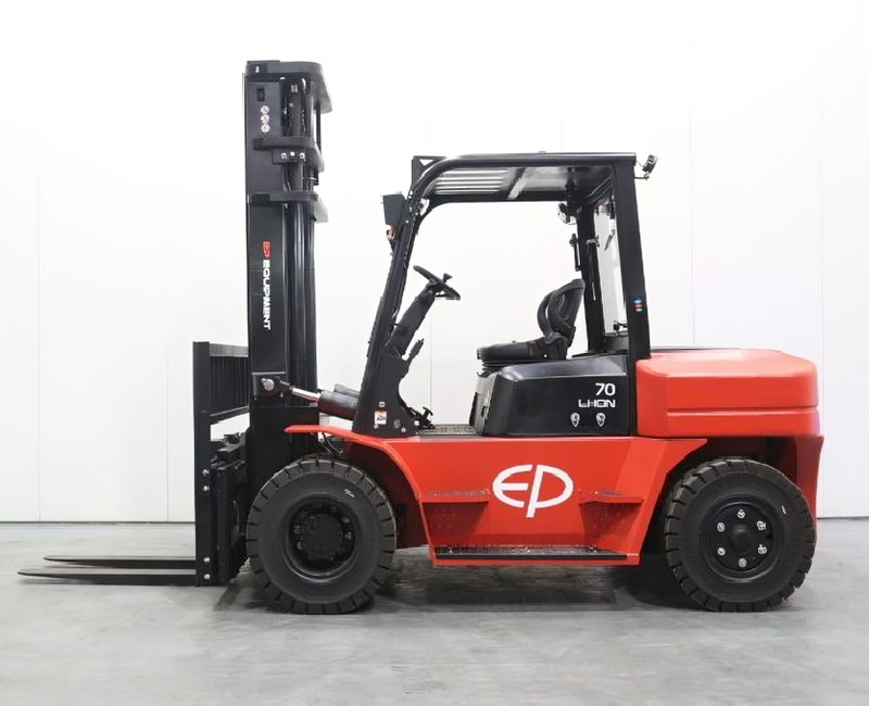 Side view of a red EP forklift with a black mast and large wheels, designed for heavy lifting in warehouses or industrial settings.